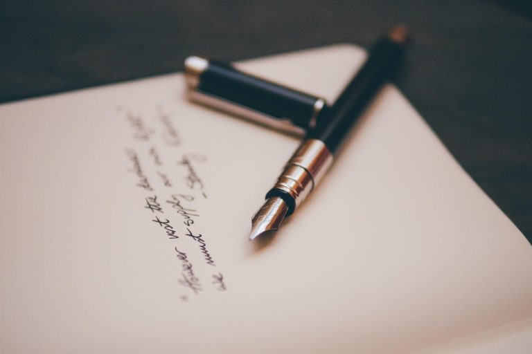 The Art of Crafting Compelling Podcast Scripts: A Guide to Captivating Your Audience